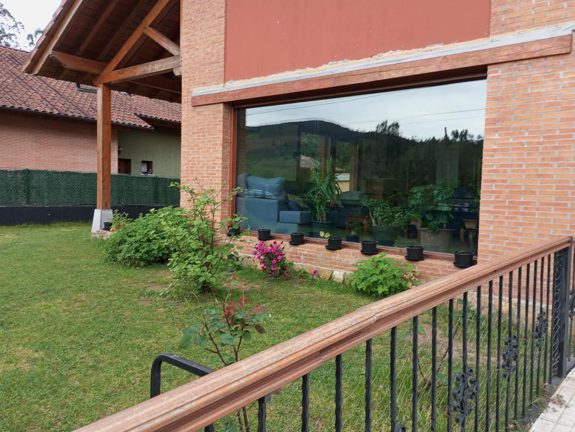 La Casa Malvarrosa Ampuero Ngoại thất bức ảnh