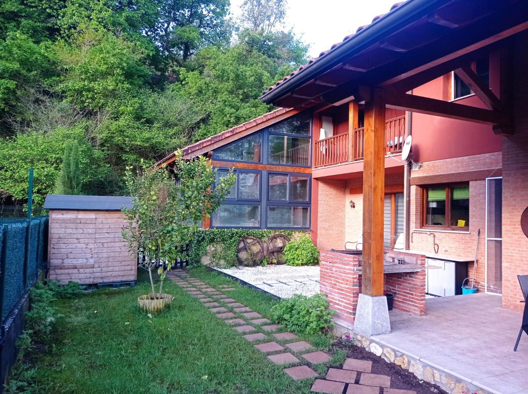 La Casa Malvarrosa Ampuero Ngoại thất bức ảnh